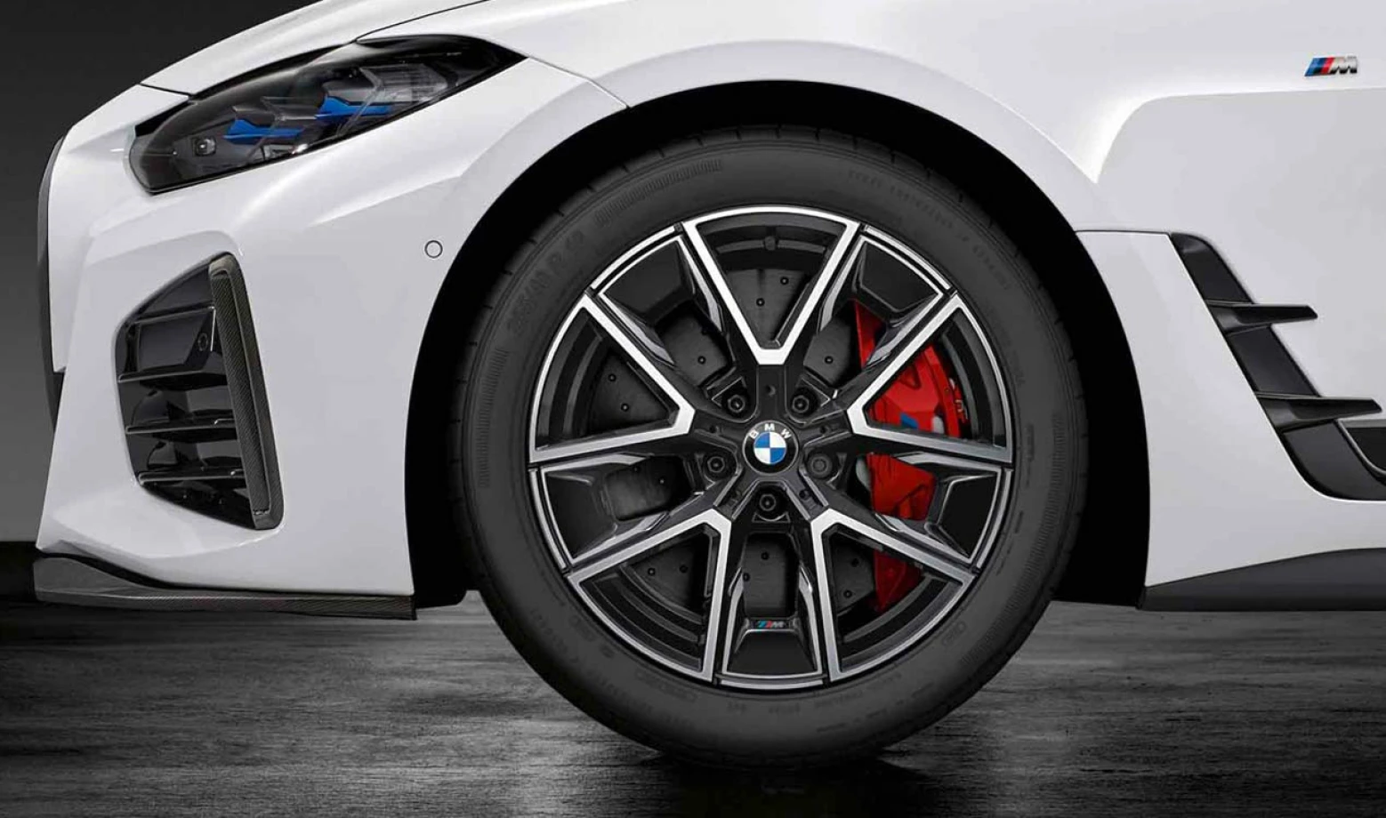 Зимове колесо G26 245/45 R18 100H XL Goodyear Ultra Grip Performance +